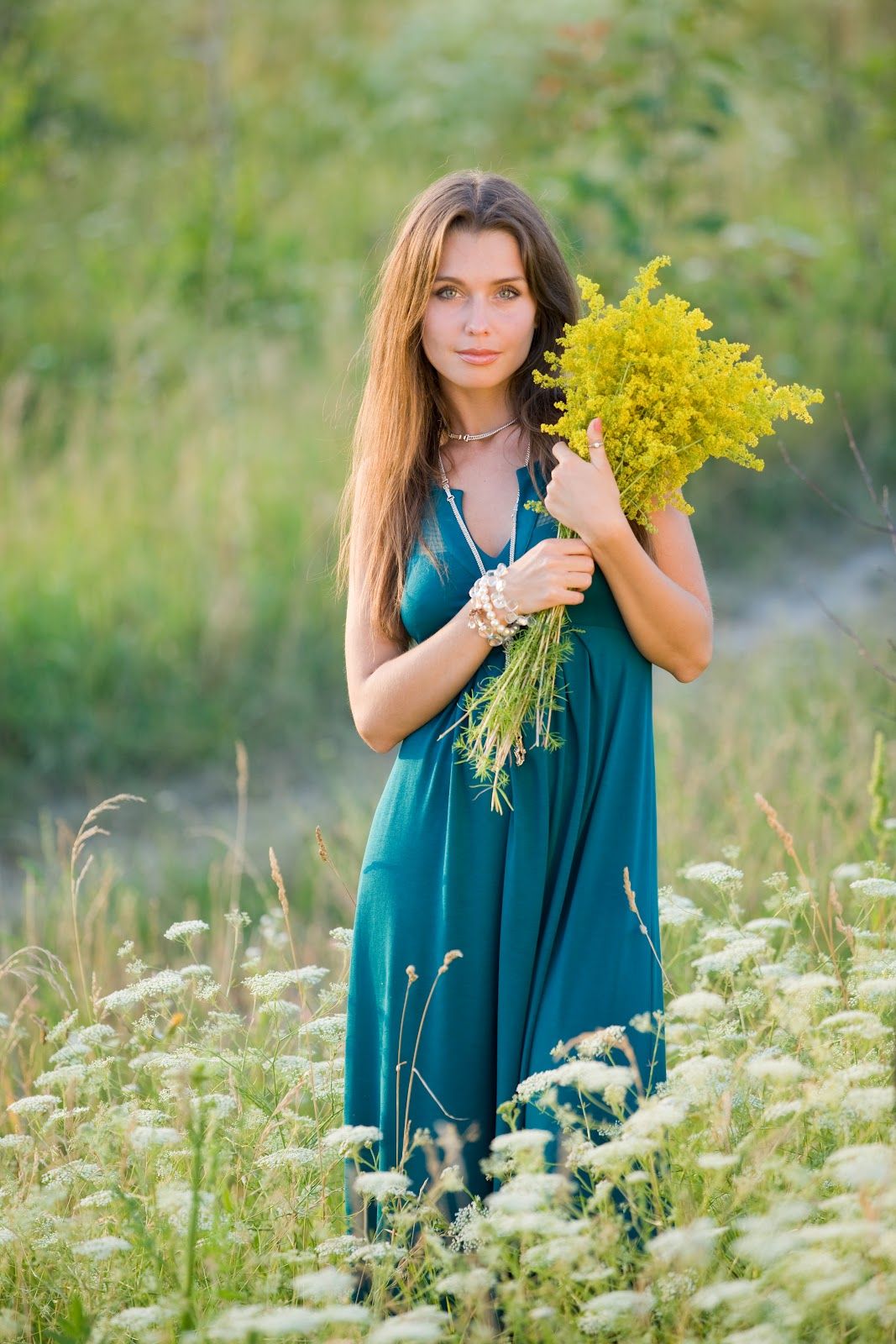 Slavic women in Chittagong